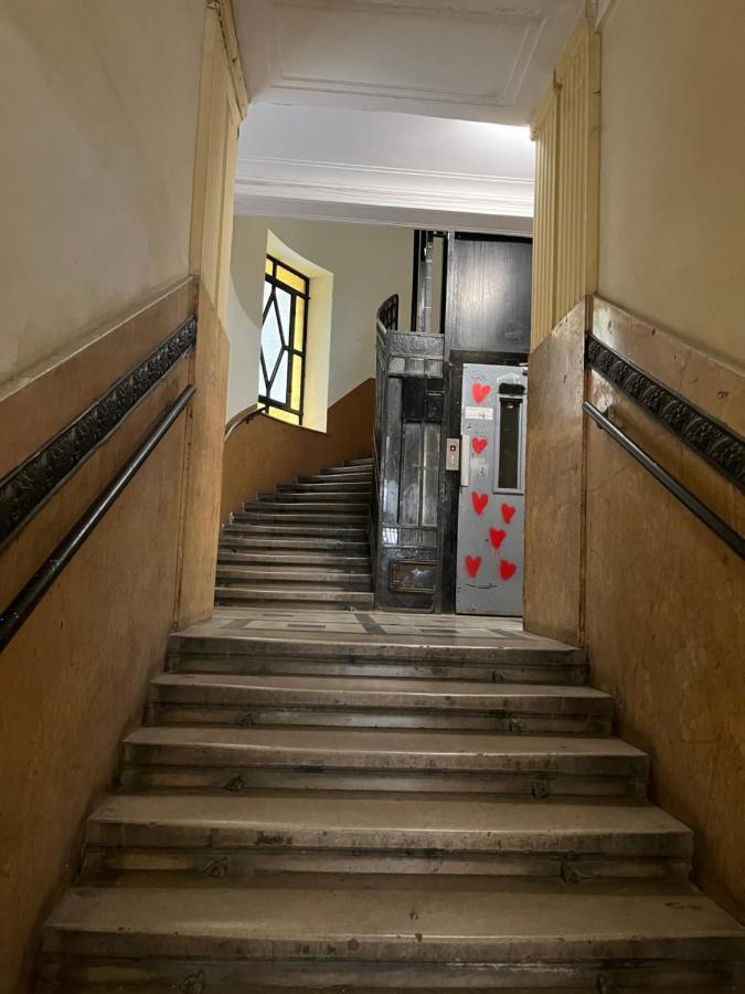 D58 In The Center Apartment